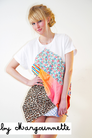 by Margounnette Safari t-shirt