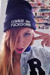 COMME des FUCKDOWN mössa